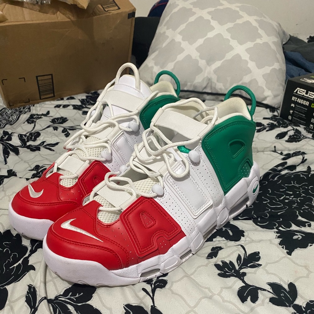 Nike sir uptempo Italy